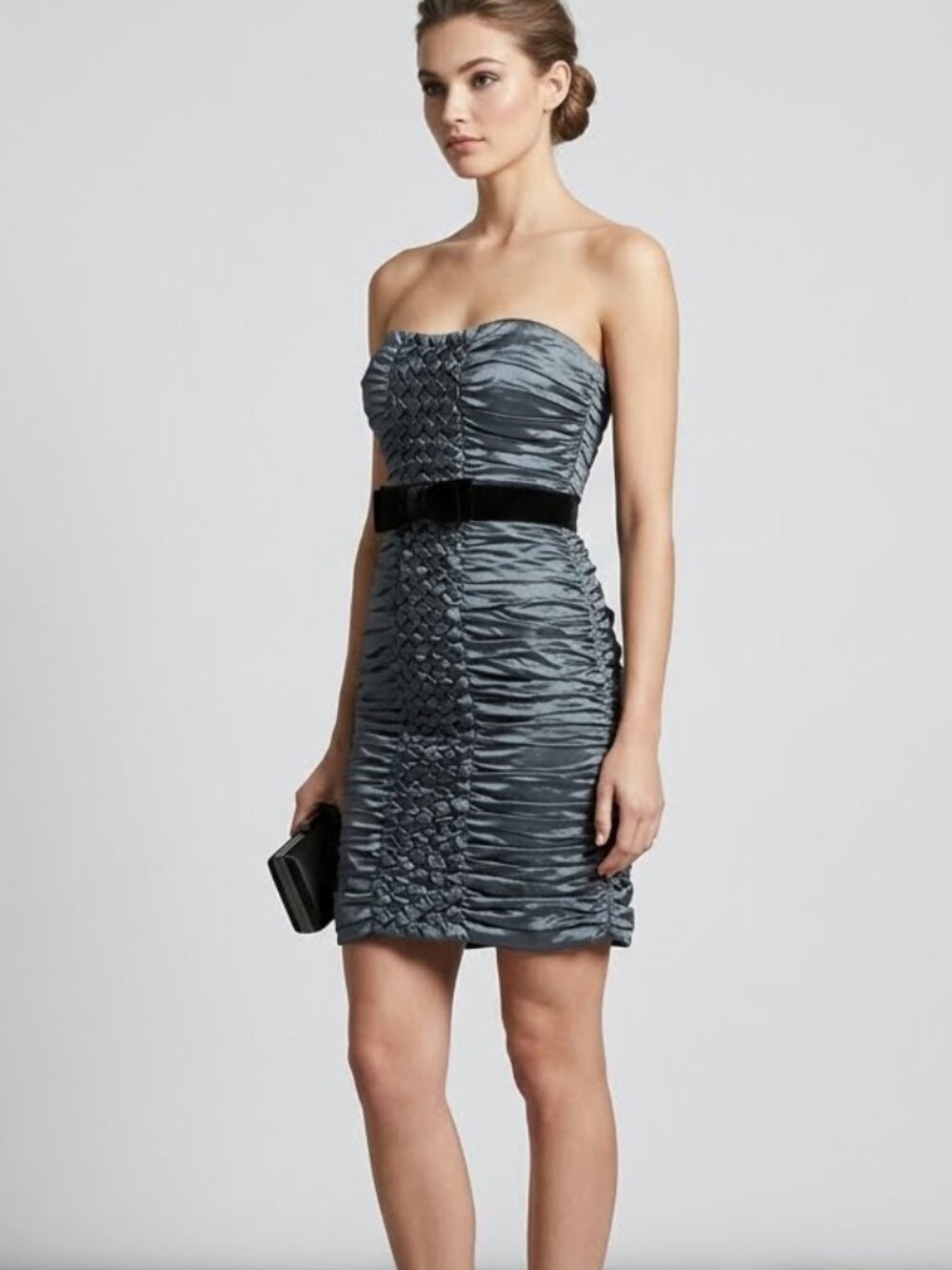 BCBGMAXAZRIA Strapless Mini Fitted Grayish Women's Cocktail Dress sz 4 EUC